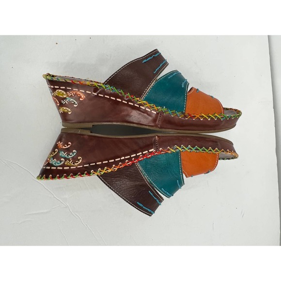 Corkys Elite tooled  adjustable strap heeled sandals size 8 - Picture 2 of 4